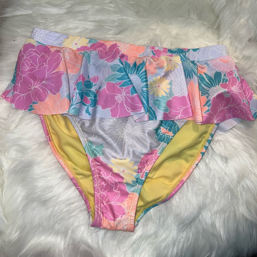 *NWT* Island Soul 2 piece floral bathing suit - Picture 6 of 8